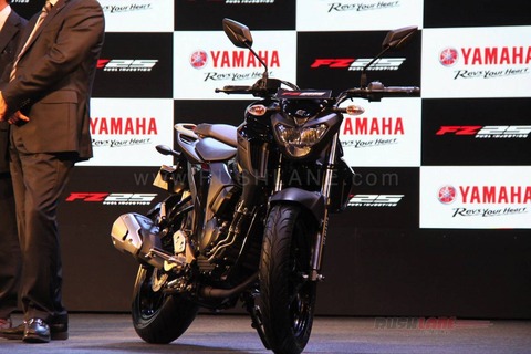 john-abraham-yamaha-fz250-photos4