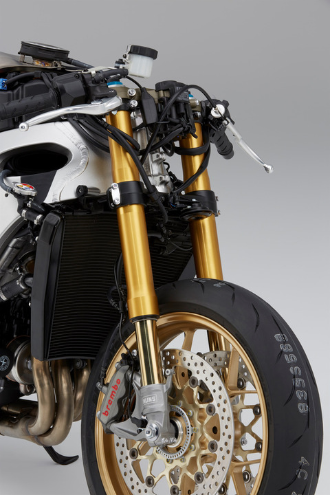 79202_17YM_CBR1000RR_Fireblade_SP_and_SP2