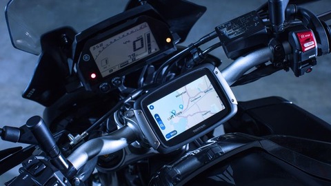 2017-Yamaha-MT10-Tourer-Edition-EU-Tech-Black-Detail-010