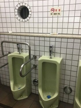 新横浜駅前トイレ清掃