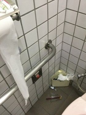 ¿·²£ÉÍÁáÄ«À¶ÁÝ