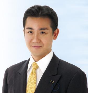 初鹿明博