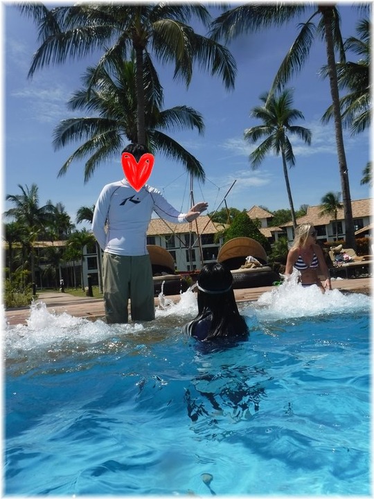 pool4