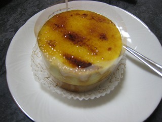 味はきっと山科イチ 外環沿いで美味しいケーキ屋さん見つけました パティスリータカヤス シアワセ の ４だん腹