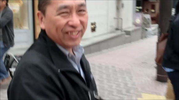 警官2