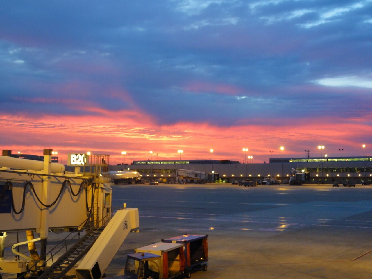 DSC07000