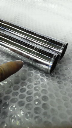 インナーチューブの再メッキをさせて頂きました