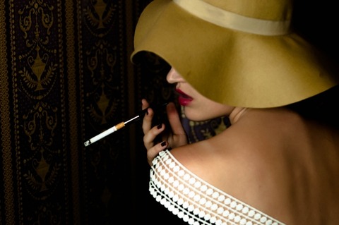 07742145f9666aae32b2ed8e10319327_s