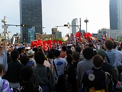 2010天神祭り25日 17:00陸渡行