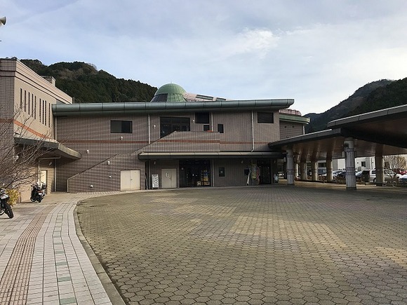2018011604
