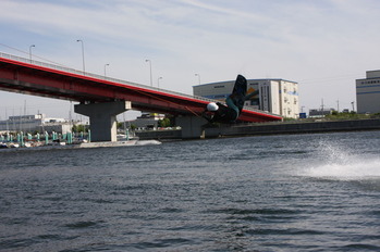 ²èÁü 073