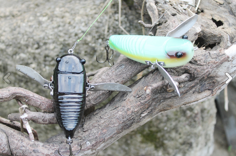 ビックベイト、羽物 美品！！ビックベイト 羽根物 3個 ルアーセット メガバス