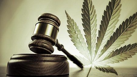 marijuana_legal_gavel_620x3501
