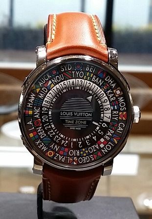ルイ・ヴィトン LOUIS VUITTON 腕時計 エスカル タイムゾーン アイス  