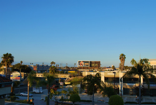 Shopping Mall