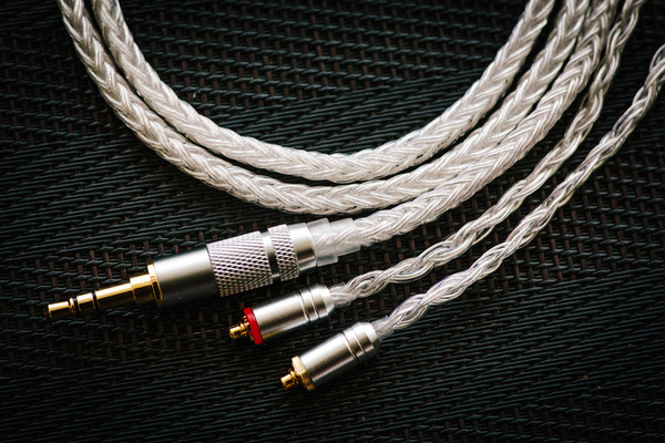 Yinyoo YYX4745 16芯 銀メッキOFCケーブル 所有欲を満たす16芯