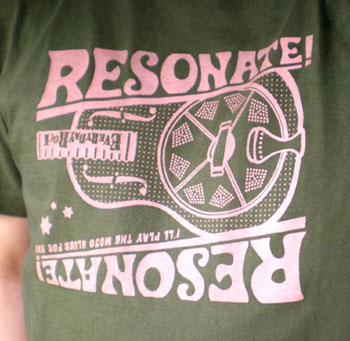 Resonate! Tシャツ