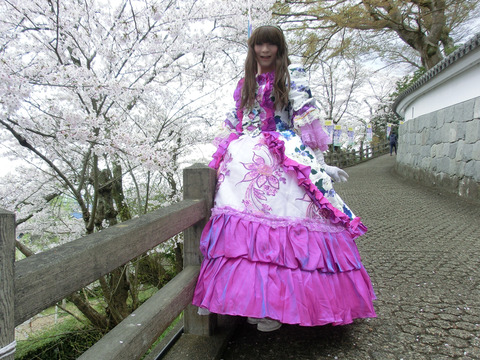 08