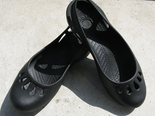 090824-crocs04
