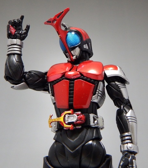 S.H.フィギュアーツ「仮面ライダーカブト」 : 空想玩具シリーズ