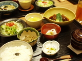 ぶたかくに