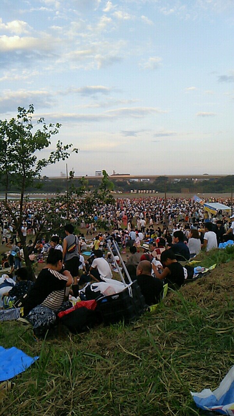 あつぎ鮎まつり大花火大会』に行きました : 続たまプラーザ日記 あつぎ鮎まつり大花火大会』に行きました : 続たまプラーザ日記