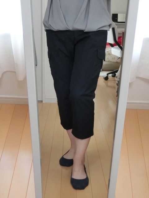 MUJI クロップドカーゴ4
