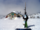 top of the world warming hut, Elev. 2081m
