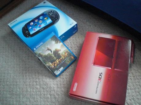 PSP VITAと3DSを買うなら