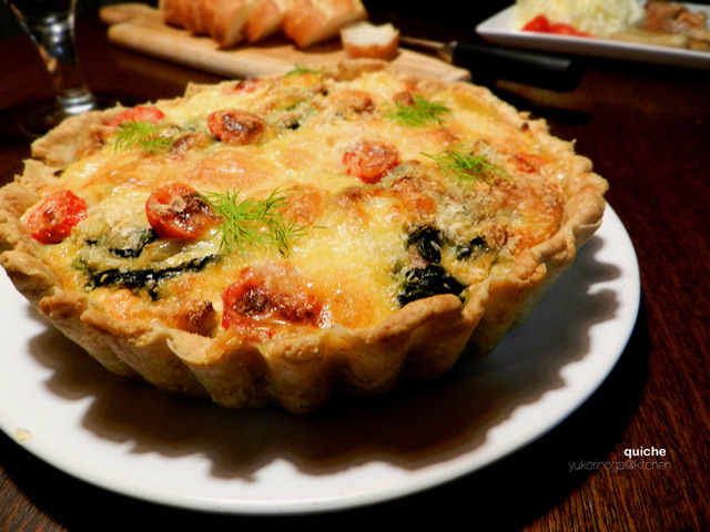 全粒粉入りザクザク生地でキッシュ 焼きましてん At My Kitchen レシピブログ