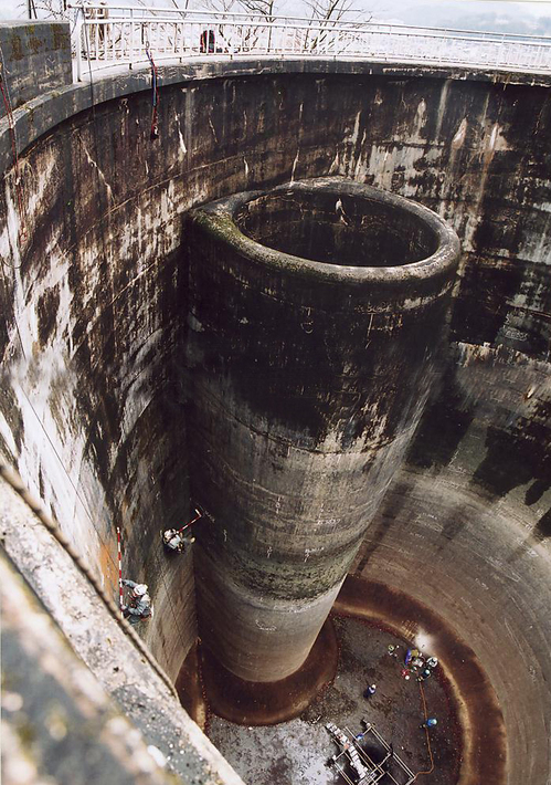 dam