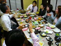 盛り上がる懇親会
