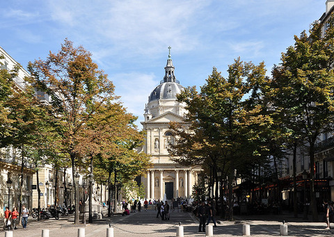 800px-Chapelle_Sainte-Ursule_de_la_Sorbonne,_Paris_5th_003