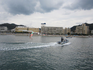 森戸海岸沖