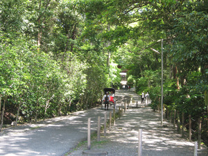 妙本寺の参道