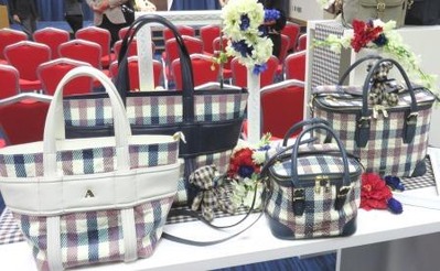 Aquascutum アクセサリー日本初上陸 (1)