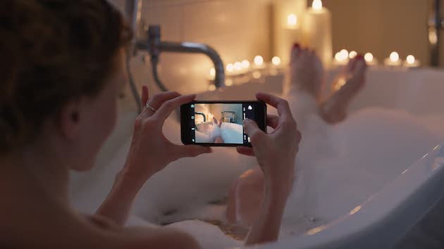 お風呂でスマホ落として感電死に関連した画像-01