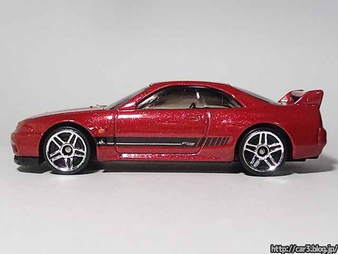 ホットウィール日産スカイラインGT-R_R33_09