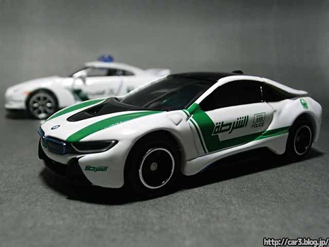 AEONイオン限定トミカ・BMW_i8ドバイ警察仕様_01