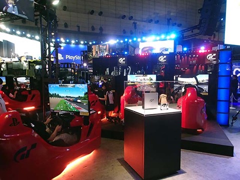 2017東京ゲームショーグランツーリスモ・マクラーレン02