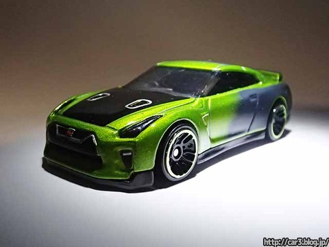 hotwheels17NISSAN_GT-R_R35-GUACZILLA_01