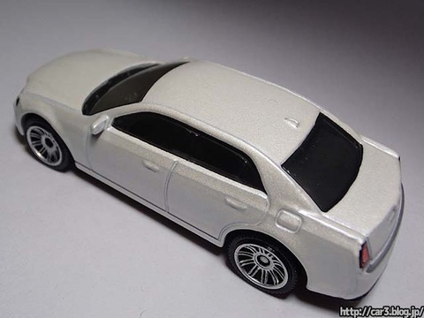 マッチボックス・クライスラー300C_07