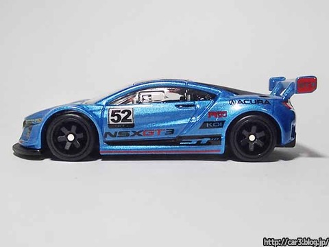 Hotwheels_ACURA_NSX_GT3_09