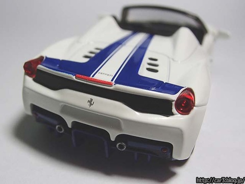 Kyosho_Ferrari_458_Speciale_A_13