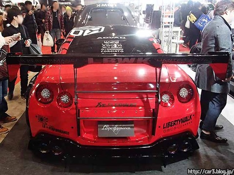 LB-WORKS_NISSAN_GT-R_R35_ADVAN_01