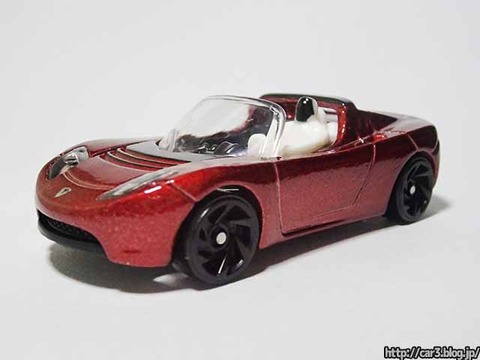 Hotwheels_TESRA_ROADSTER_WITH_STARMAN_02
