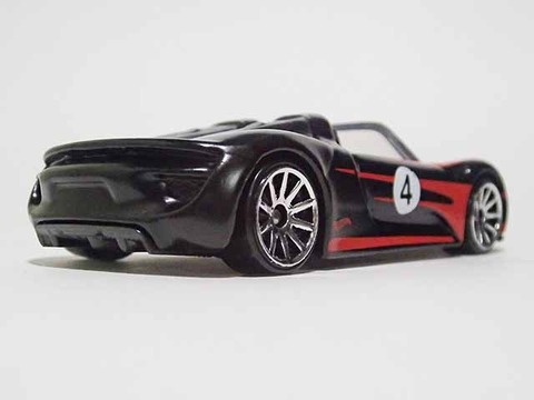 ホットウィール・ポルシェ918スパイダー_05