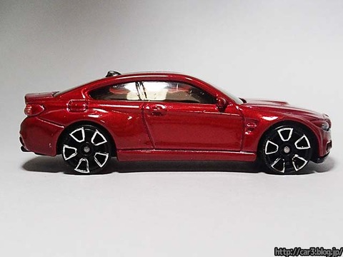 Hotwheels_BMW_M4_05