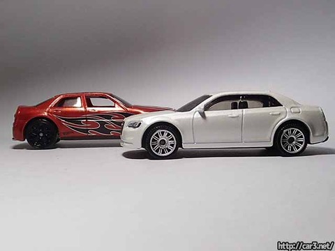 マテル傘下ホットウィールとマッチボックス違い比較クライスラー_01