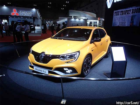 メガーヌルノー・スポール_RENAULT_MeganeRS_01
